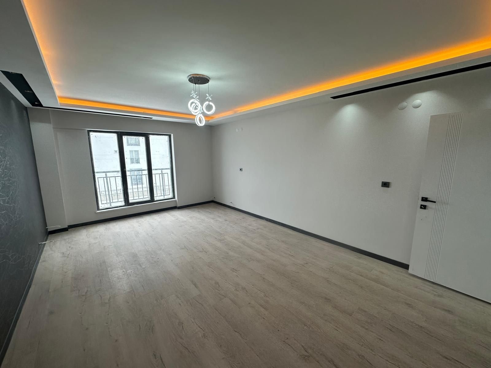 Property Gallery Image