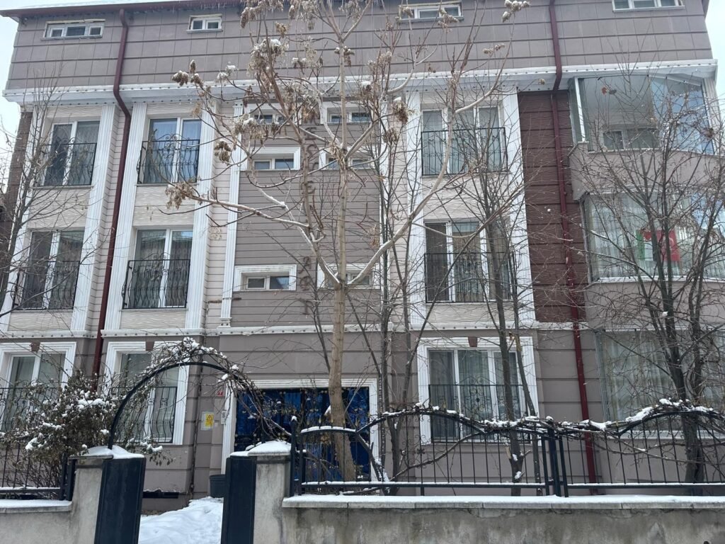 Mevlana Mahallesi’nde 4+1 Satılık Daire — Bahçeli
