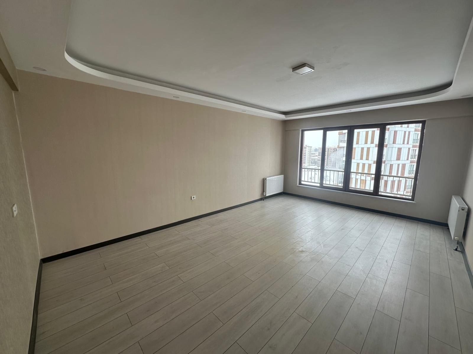 Property Gallery Image