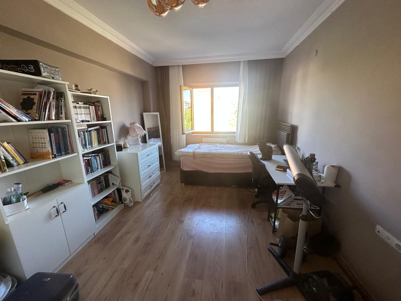 Property Gallery Image