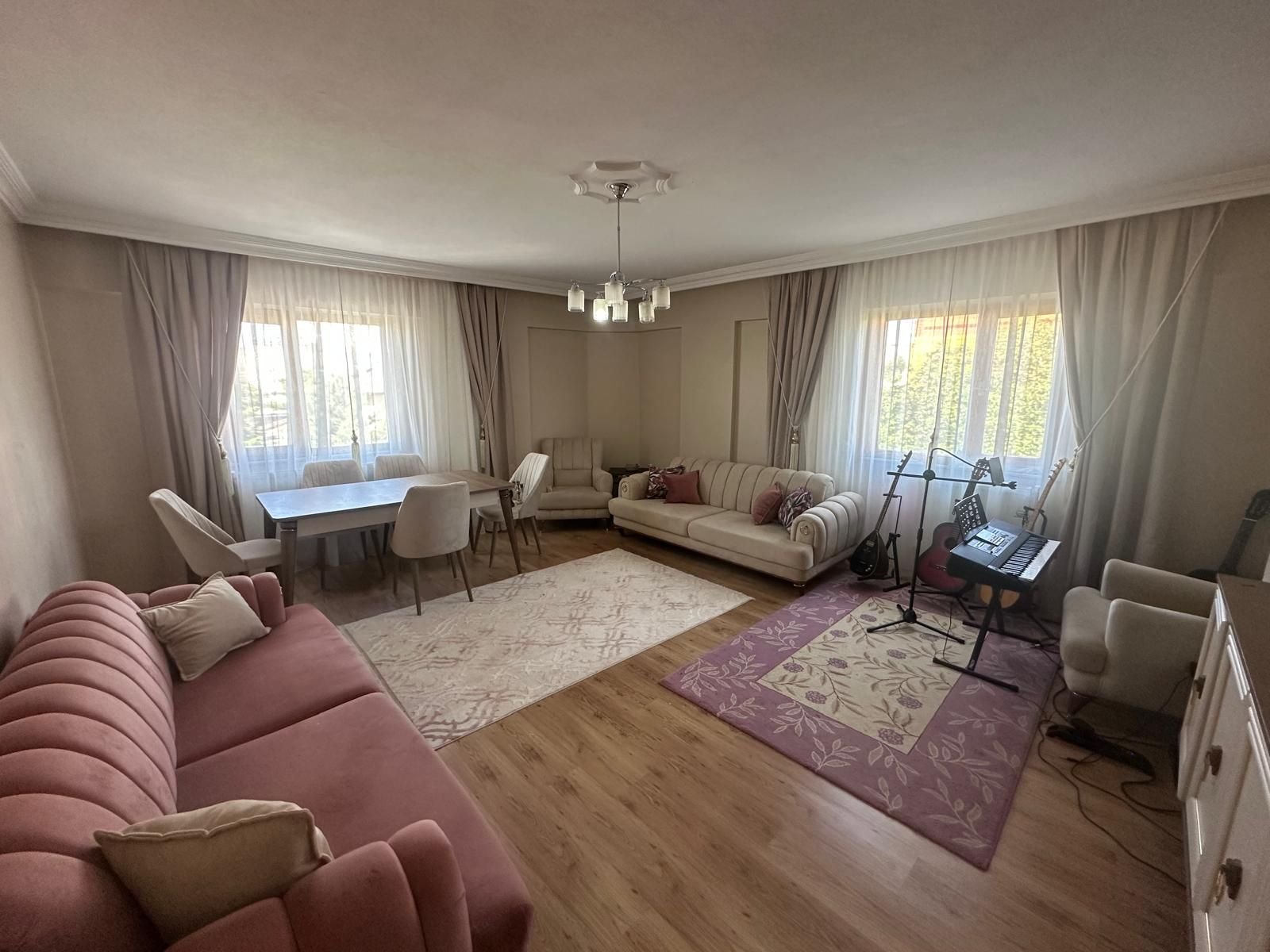 Property Gallery Image
